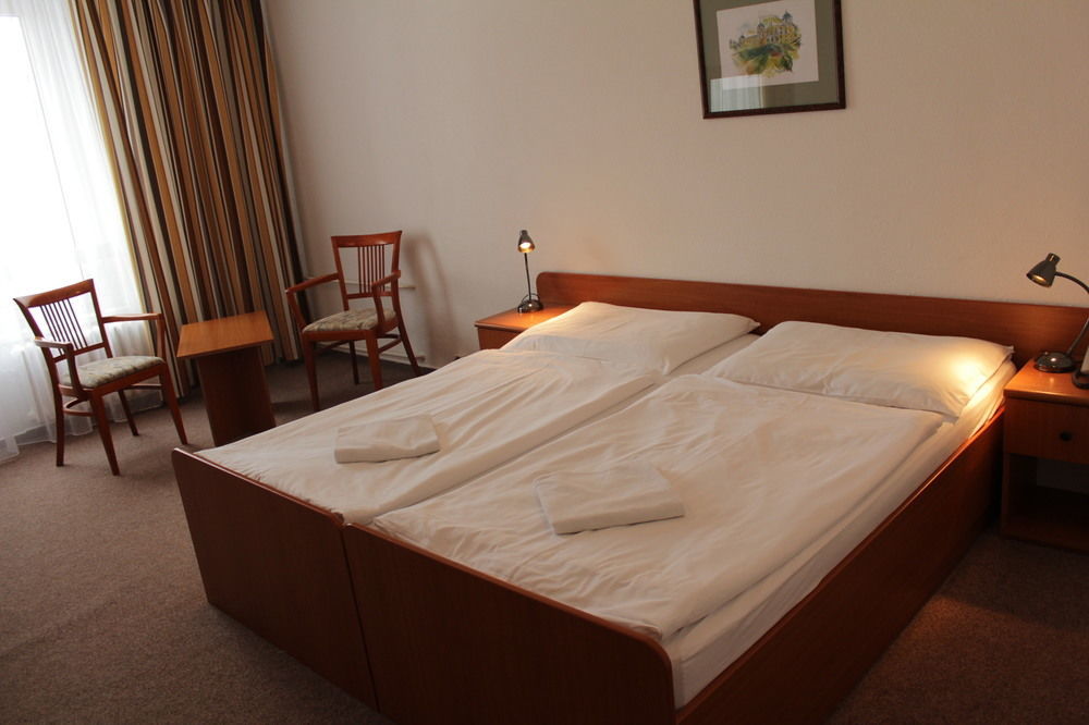 Spa Hotel Devin Mariánské Lázně Екстериор снимка